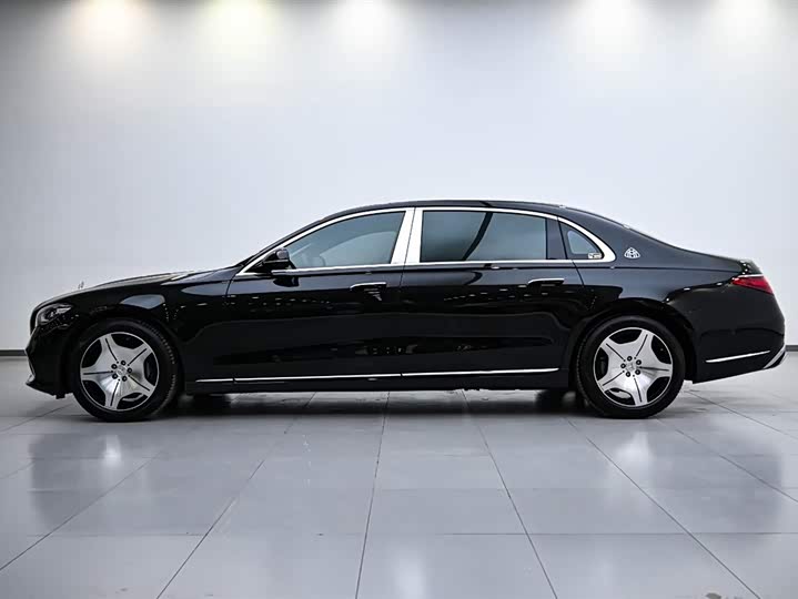 Фото 5 - Mercedes-Benz Maybach S-Class