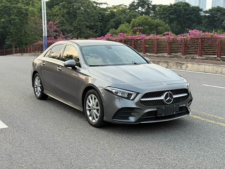 Фото 3 - Mercedes-Benz A-Class