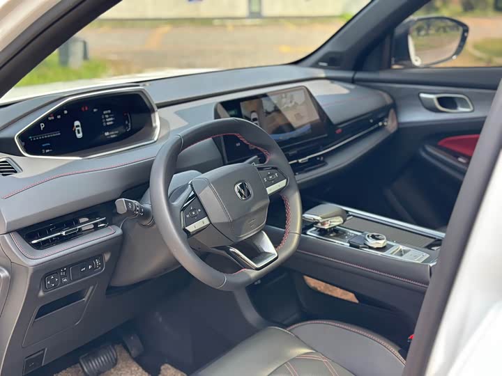 Фото 10 - Changan CS55 Plus