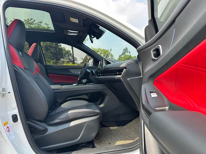 Фото 14 - Changan CS55 Plus