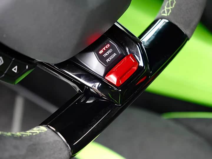 Фото 12 - Lamborghini Huracán