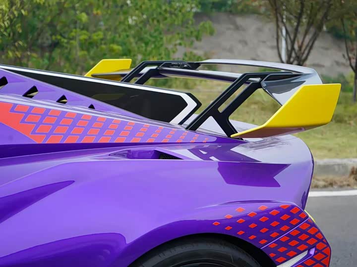 Фото 9 - Lamborghini Huracán