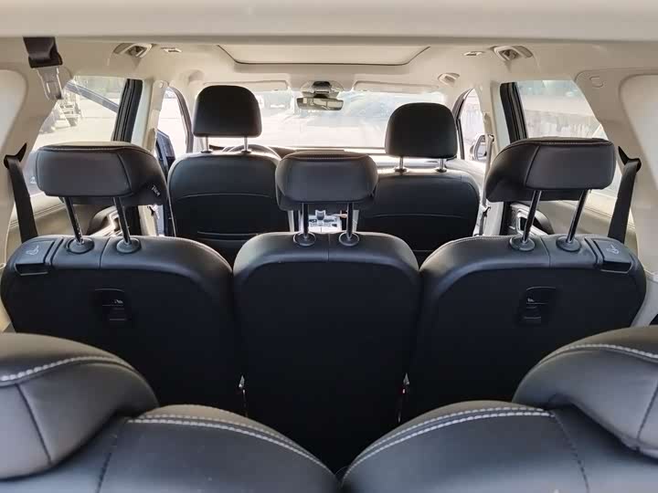 Фото 13 - Geely Okavango