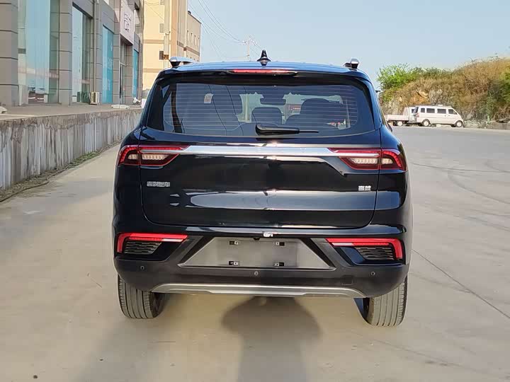 Фото 5 - Geely Okavango