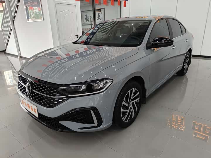 Фото 1 - Volkswagen Lavida