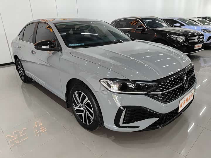 Фото 3 - Volkswagen Lavida