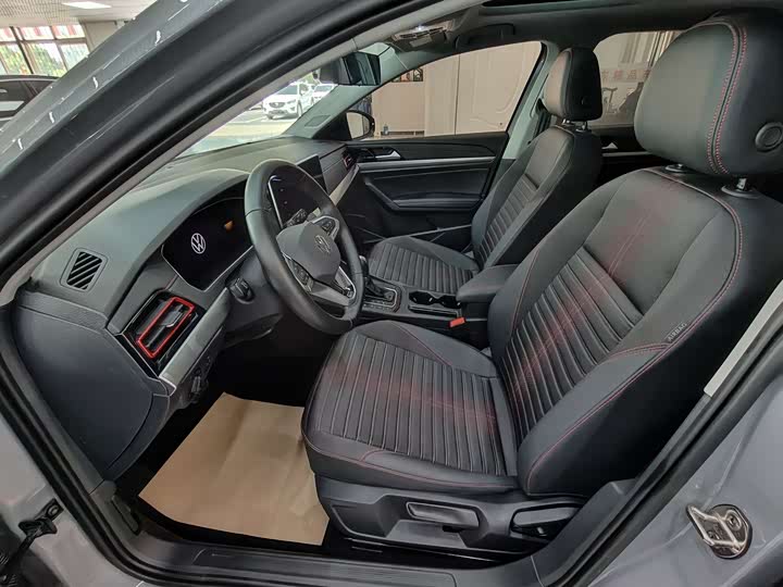 Фото 7 - Volkswagen Lavida