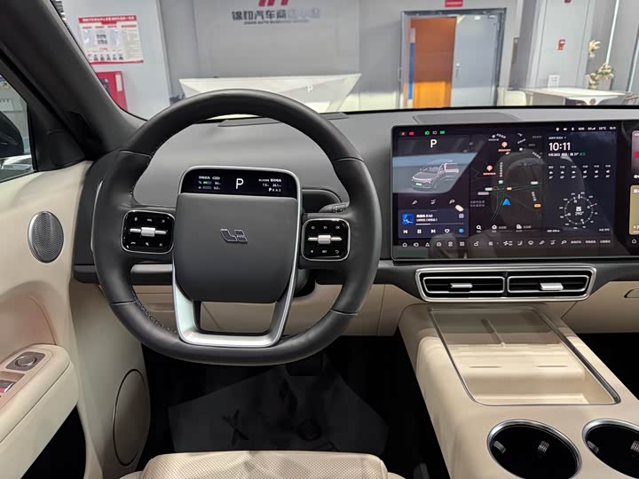 Фото 14 - LiXiang L8