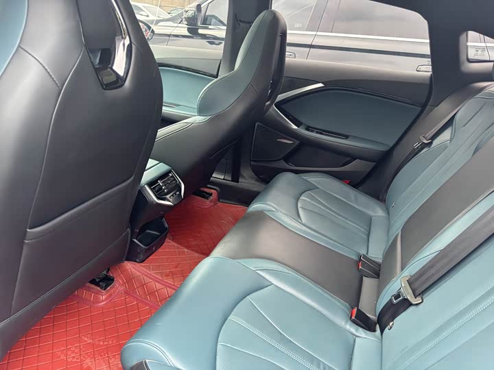 Фото 9 - MG Motor 7