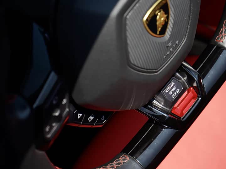 Фото 12 - Lamborghini Huracán