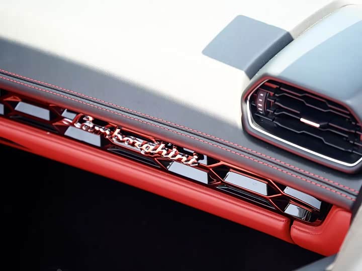 Фото 17 - Lamborghini Huracán