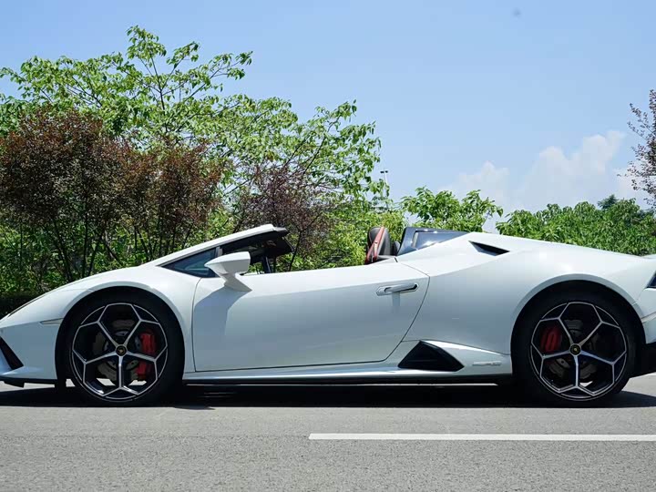 Фото 4 - Lamborghini Huracán
