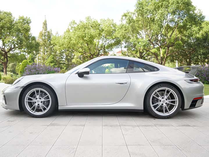 Фото 3 - Porsche 911