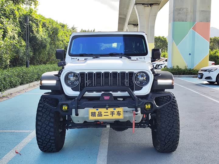 Фото 1 - Jeep Wrangler