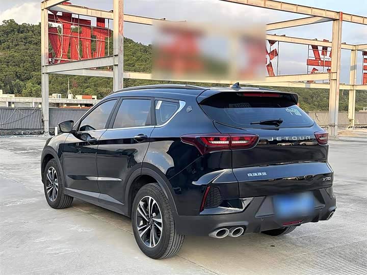 Фото 10 - Jetour X70