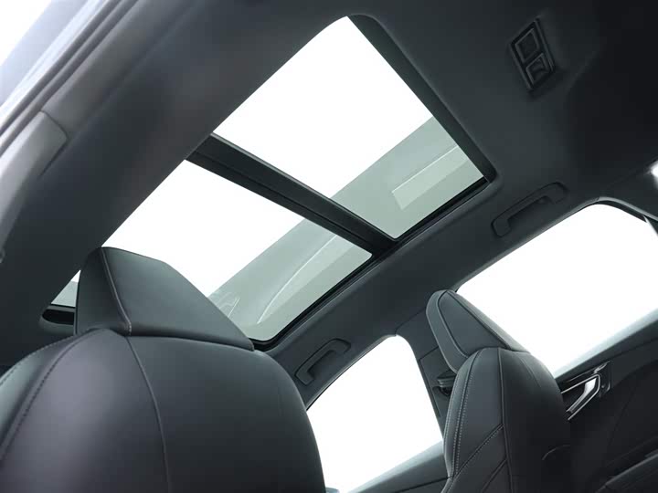 Фото 11 - Audi Q4 e-tron