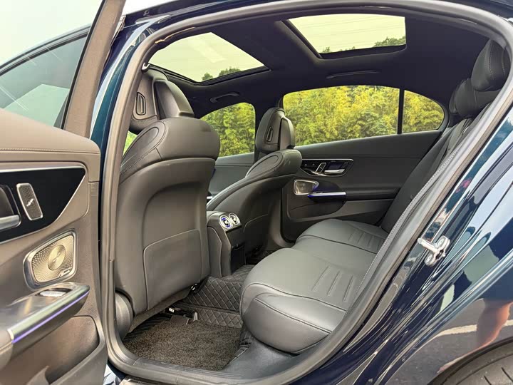 Фото 6 - Mercedes-Benz C-Class