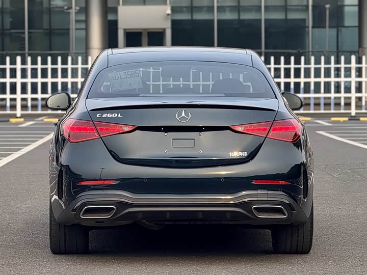 Фото 9 - Mercedes-Benz C-Class