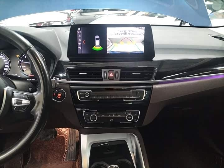 Фото 13 - BMW X1