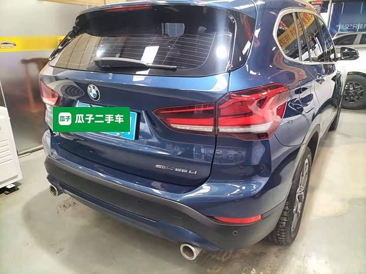 Фото 6 - BMW X1