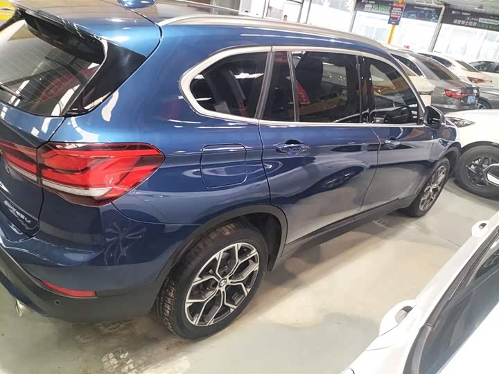 Фото 7 - BMW X1