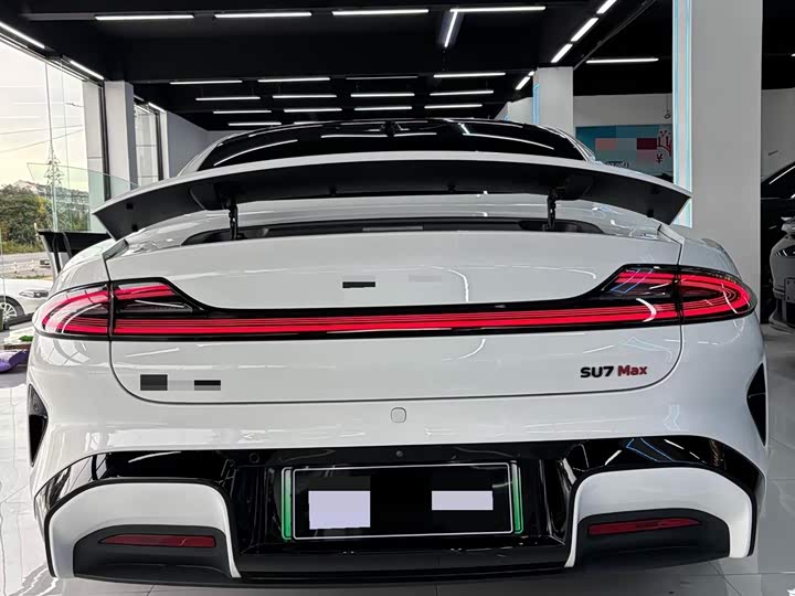 Фото 4 - Xiaomi SU7