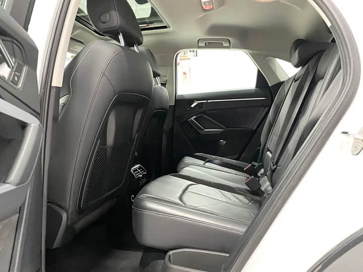 Фото 12 - Audi Q3 Sportback