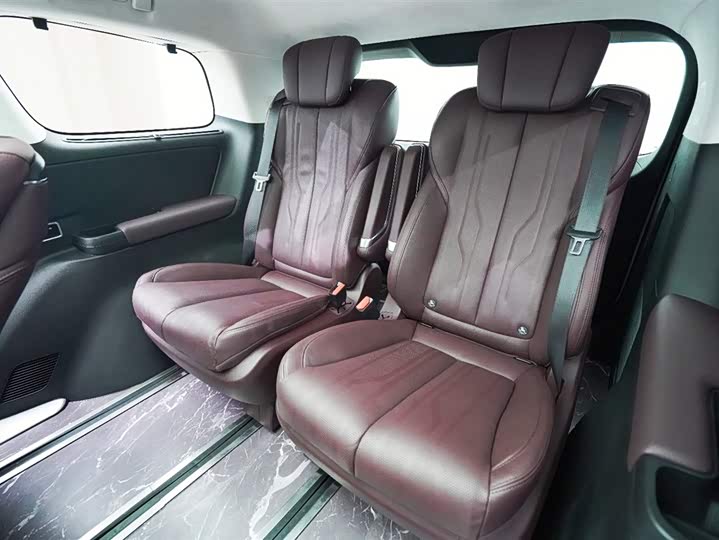 Фото 20 - Buick GL8 Century