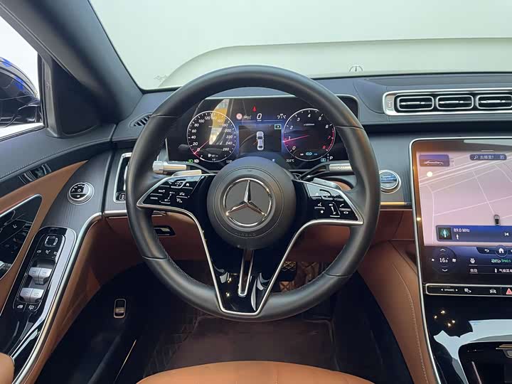 Фото 11 - Mercedes-Benz S-Class