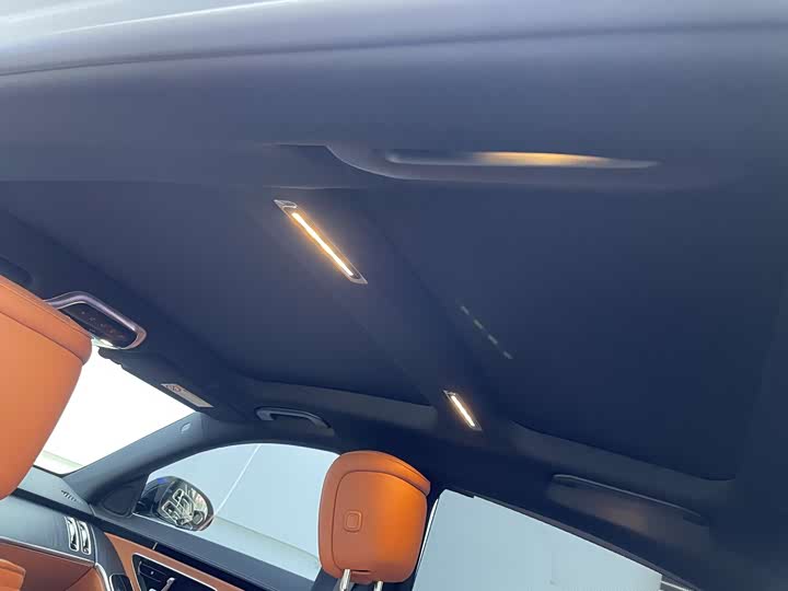 Фото 12 - Mercedes-Benz S-Class