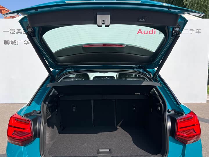 Фото 7 - Audi Q2L