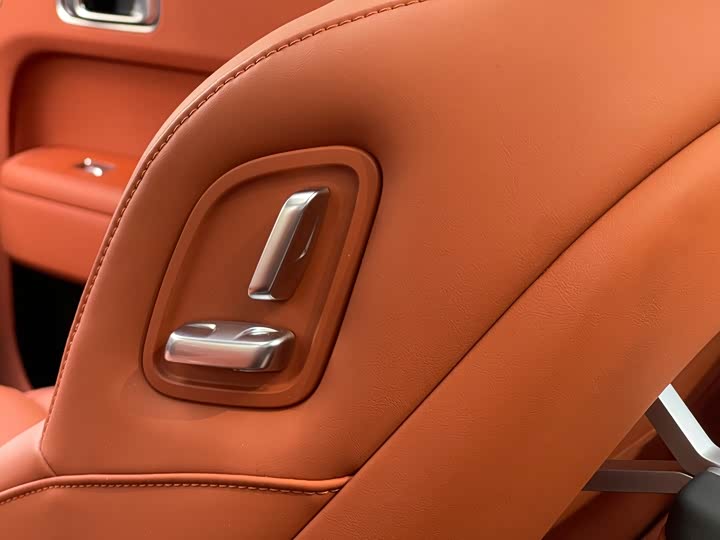 Фото 21 - LiXiang L9