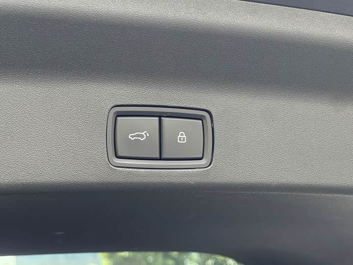 Фото 34 - LiXiang L9