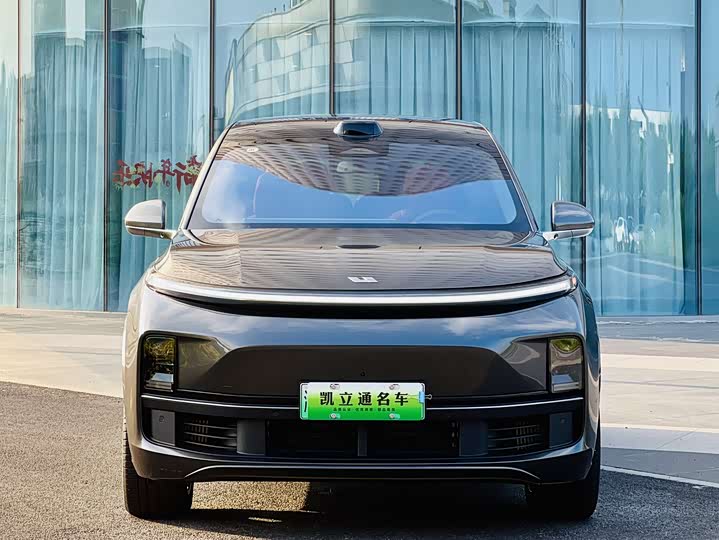 Фото 2 - LiXiang L8