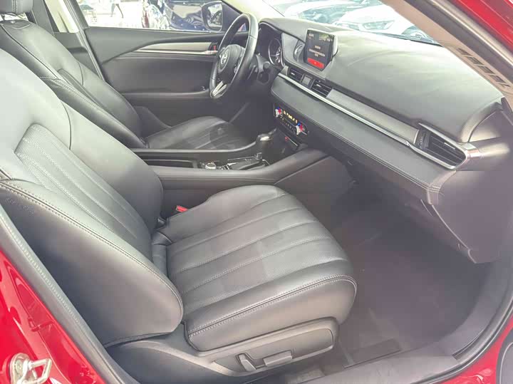 Фото 13 - Mazda Atenza