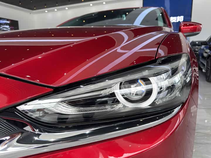 Фото 15 - Mazda Atenza