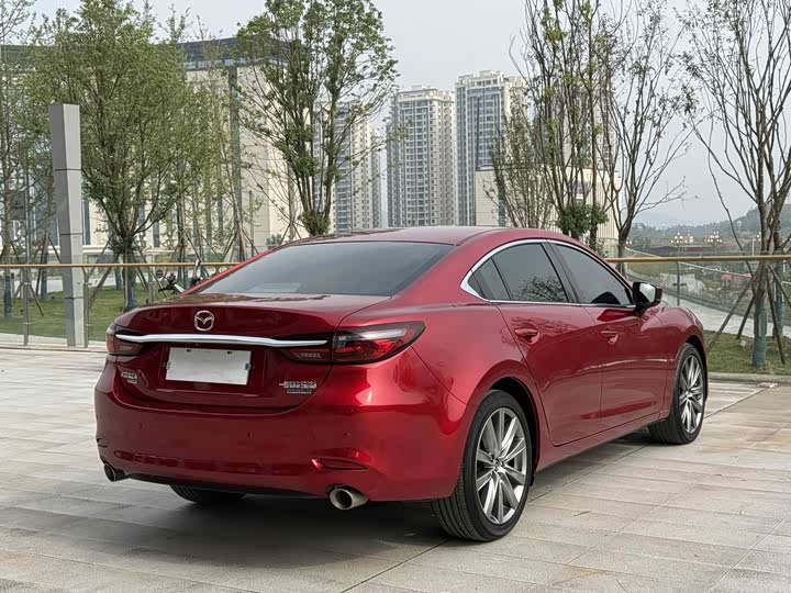 Фото 19 - Mazda Atenza