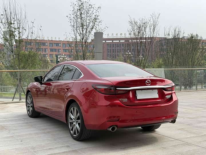 Фото 21 - Mazda Atenza