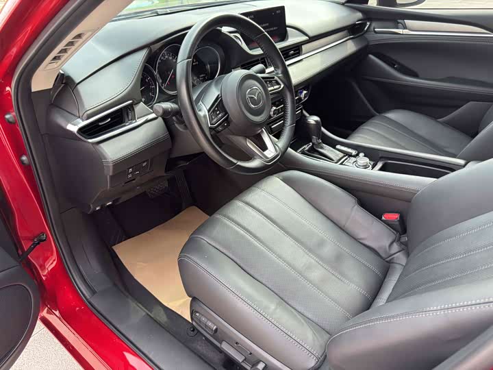 Фото 25 - Mazda Atenza