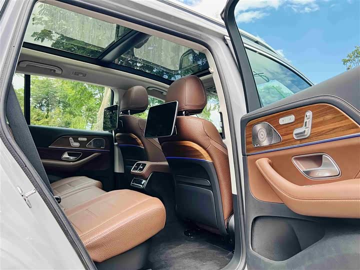 Фото 12 - Mercedes-Benz GLS-Class