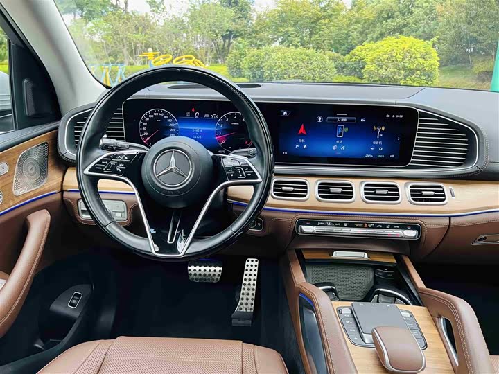 Фото 15 - Mercedes-Benz GLS-Class