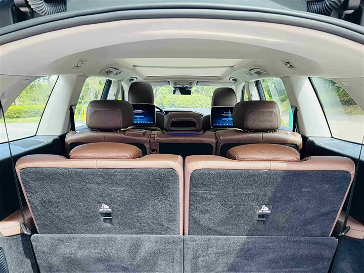 Фото 19 - Mercedes-Benz GLS-Class