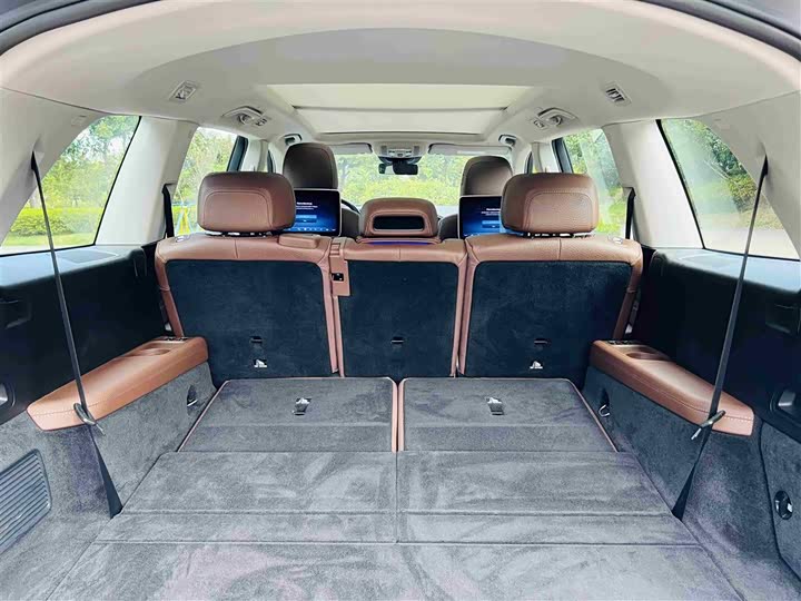 Фото 20 - Mercedes-Benz GLS-Class