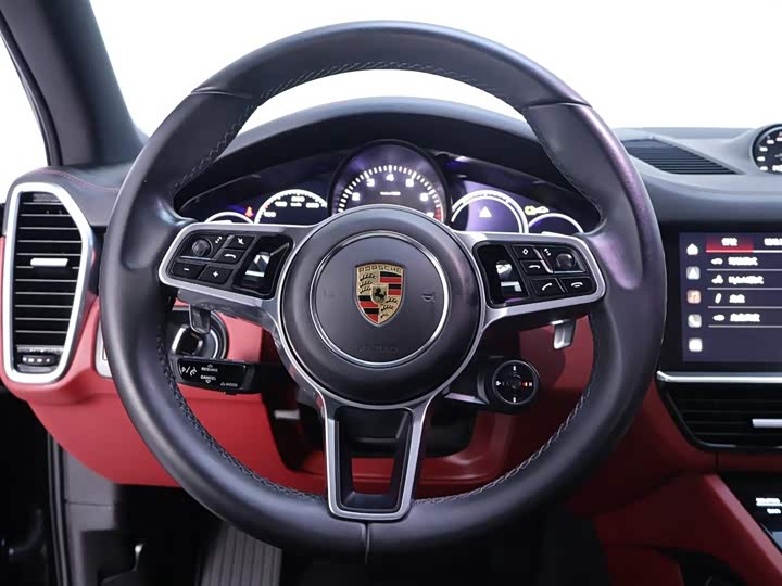 Фото 18 - Porsche Cayenne Hybrid