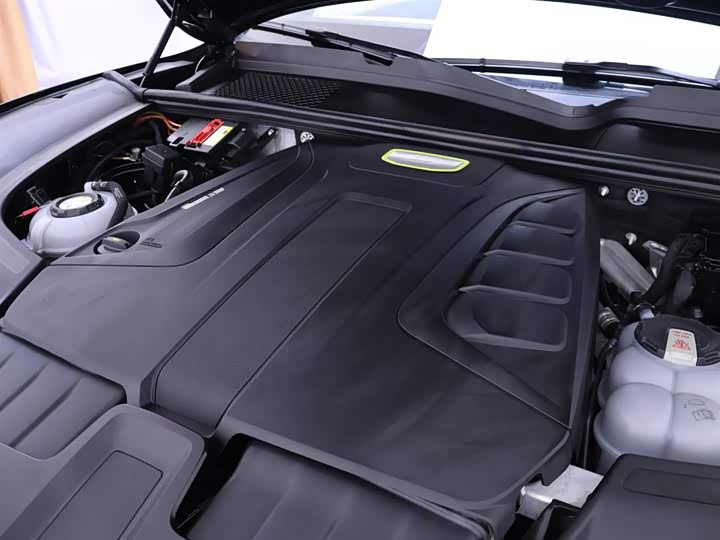 Фото 26 - Porsche Cayenne Hybrid