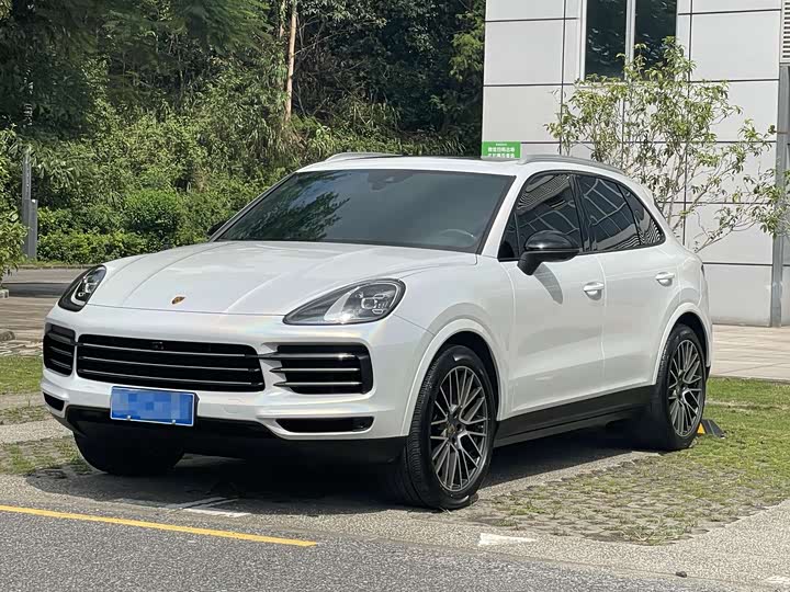 Фото 1 - Porsche Cayenne