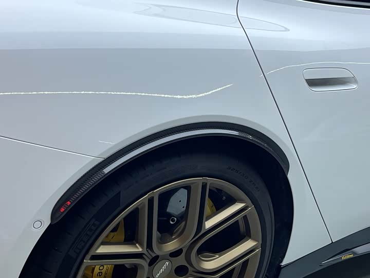 Фото 16 - Xiaomi SU7 Ultra