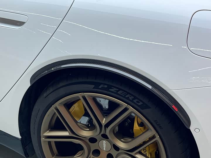 Фото 17 - Xiaomi SU7 Ultra