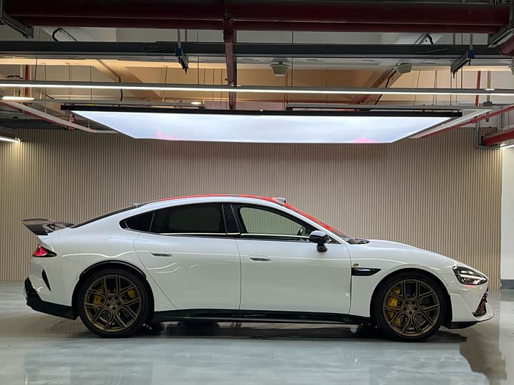 Фото 21 - Xiaomi SU7 Ultra