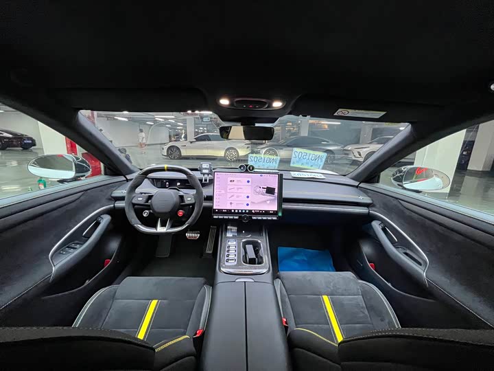 Фото 9 - Xiaomi SU7 Ultra